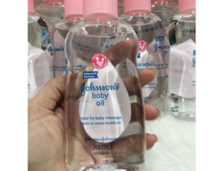 DẦU MASAGE VÀ DƯỠNG ẨM JOHNSON BABY OIL 200ML – 085