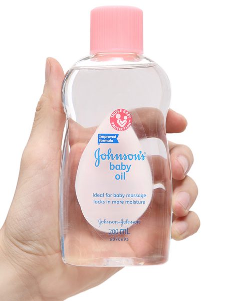 DẦU MASAGE VÀ DƯỠNG ẨM JOHNSON BABY OIL 200ML – 085